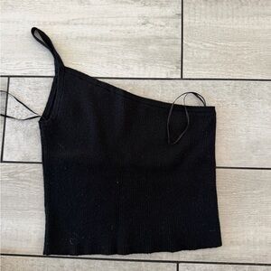 Kendall & Kylie Black One-Shoulder Ribbed Knit Camisole